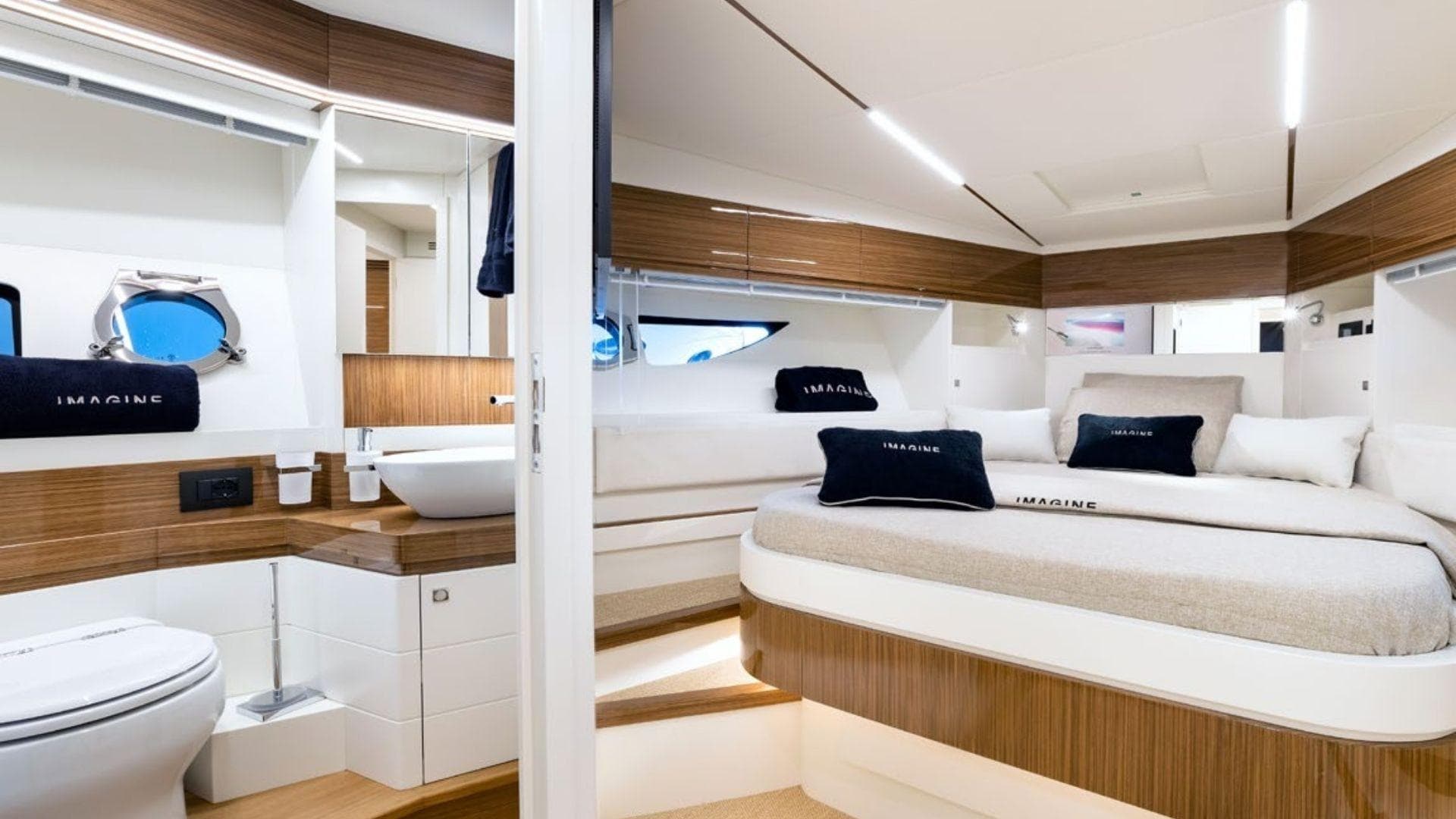 2026 Rizzardi INFIVE for Sale in Miami, Florida Motor Yacht 4