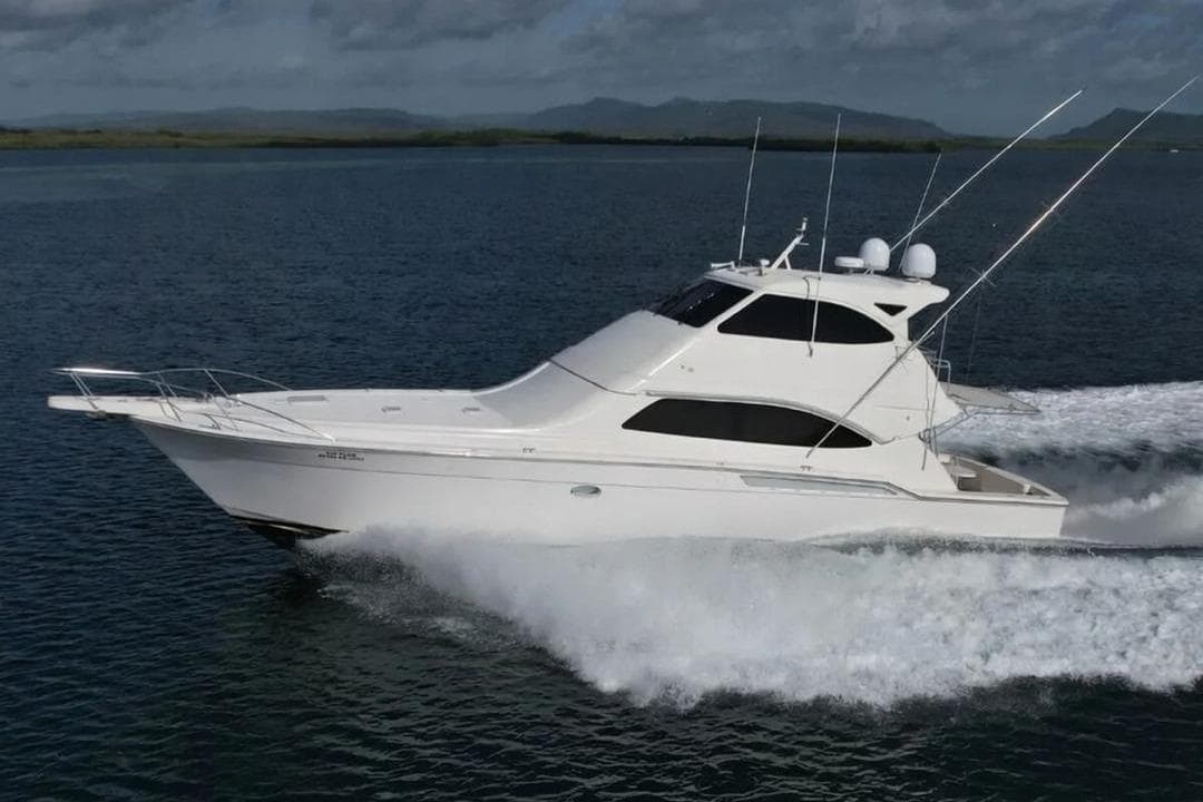 2005 Bertram 630 Convertible for Sale in Falcón, VE Motor Yacht 3