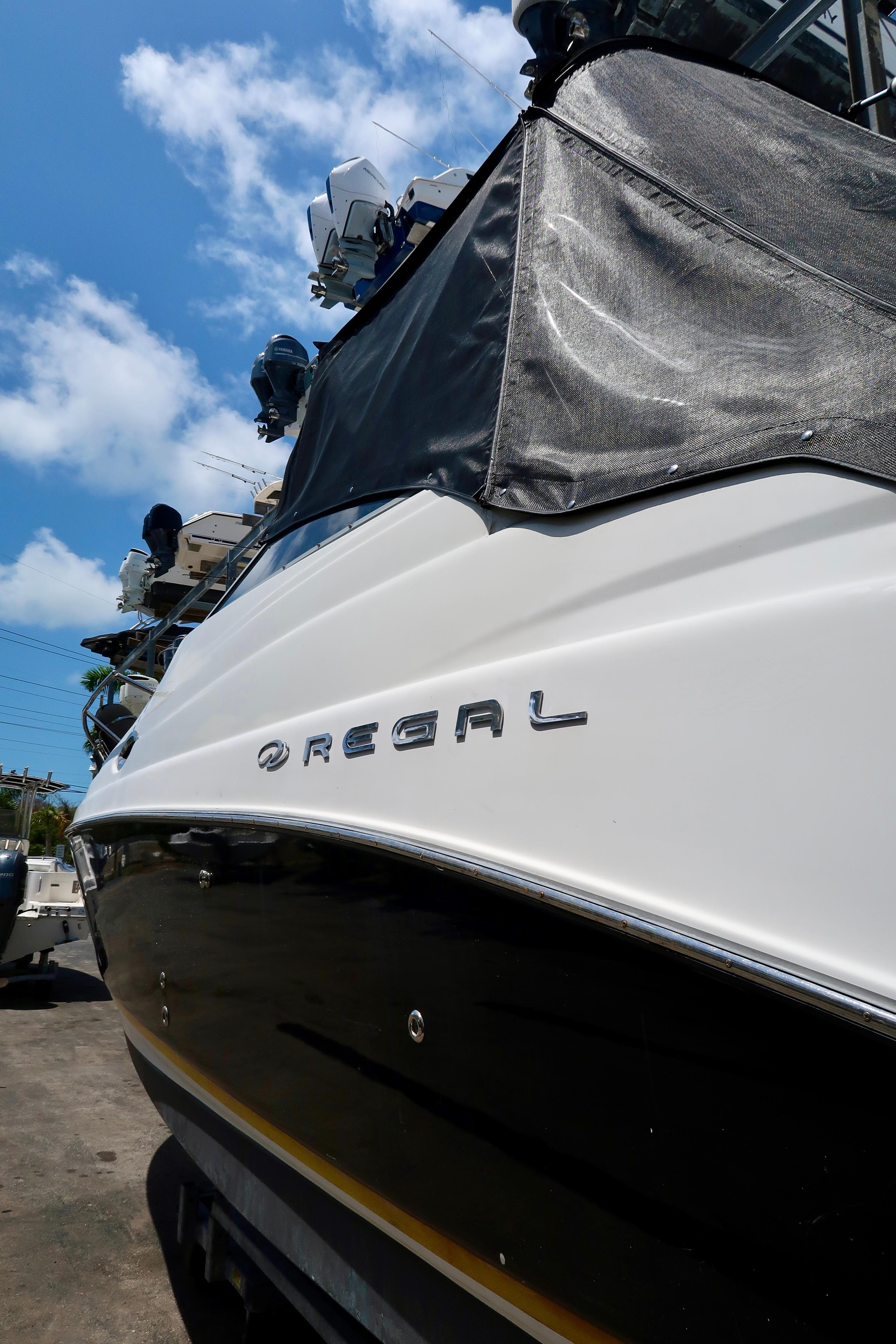 2004 Regal 2665 Commodore for Sale in Key Largo, Florida Express Cruiser 4