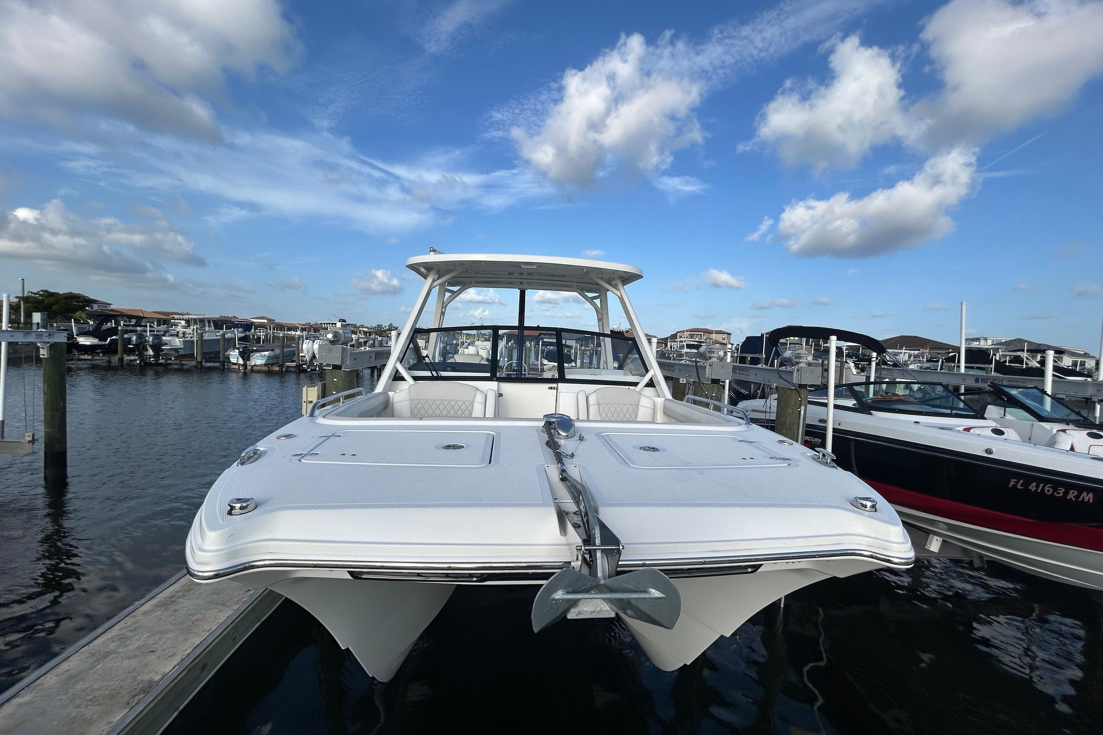2024 World Cat 260DC-X for Sale in Naples, Florida Dual Console 3