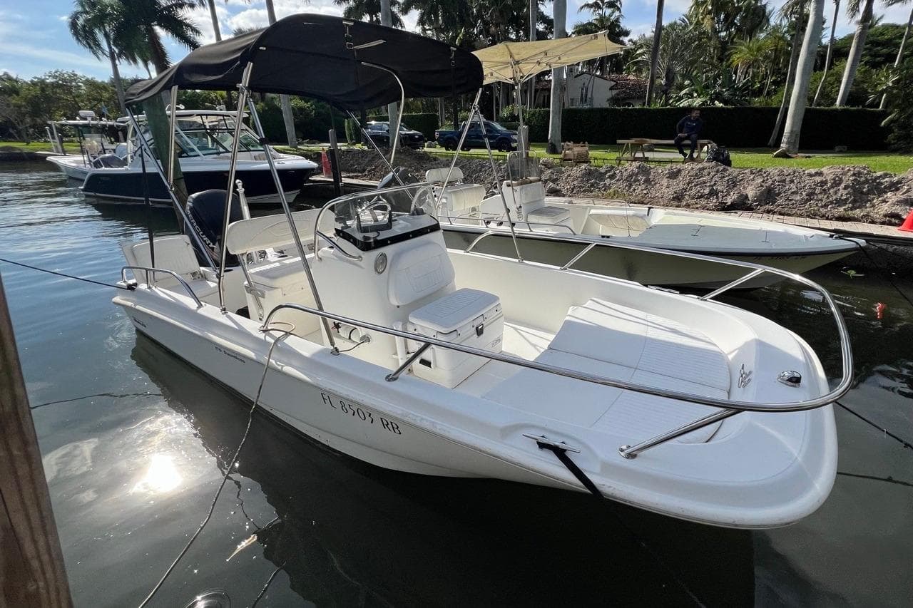2016 Boston Whaler 170 Dauntless for Sale in Miami, Florida Bay Boats