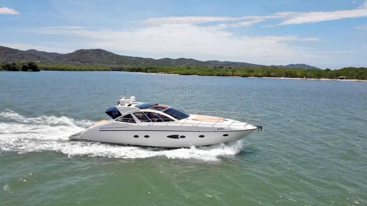 2013 Azimut Atlantis 54 for Sale in Higuerote, VE Sport Cruiser 3