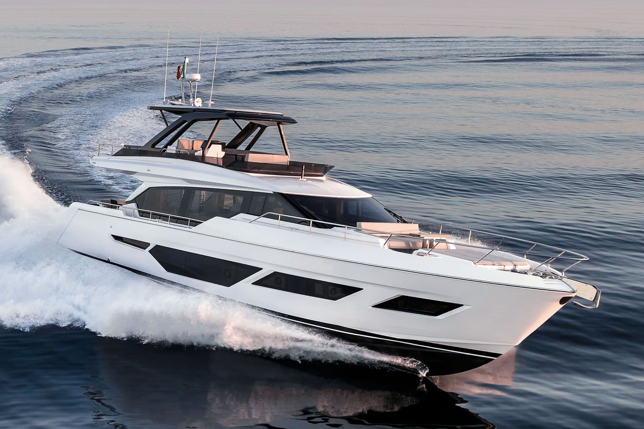 Ferretti Yachts 720 zum Verkauf