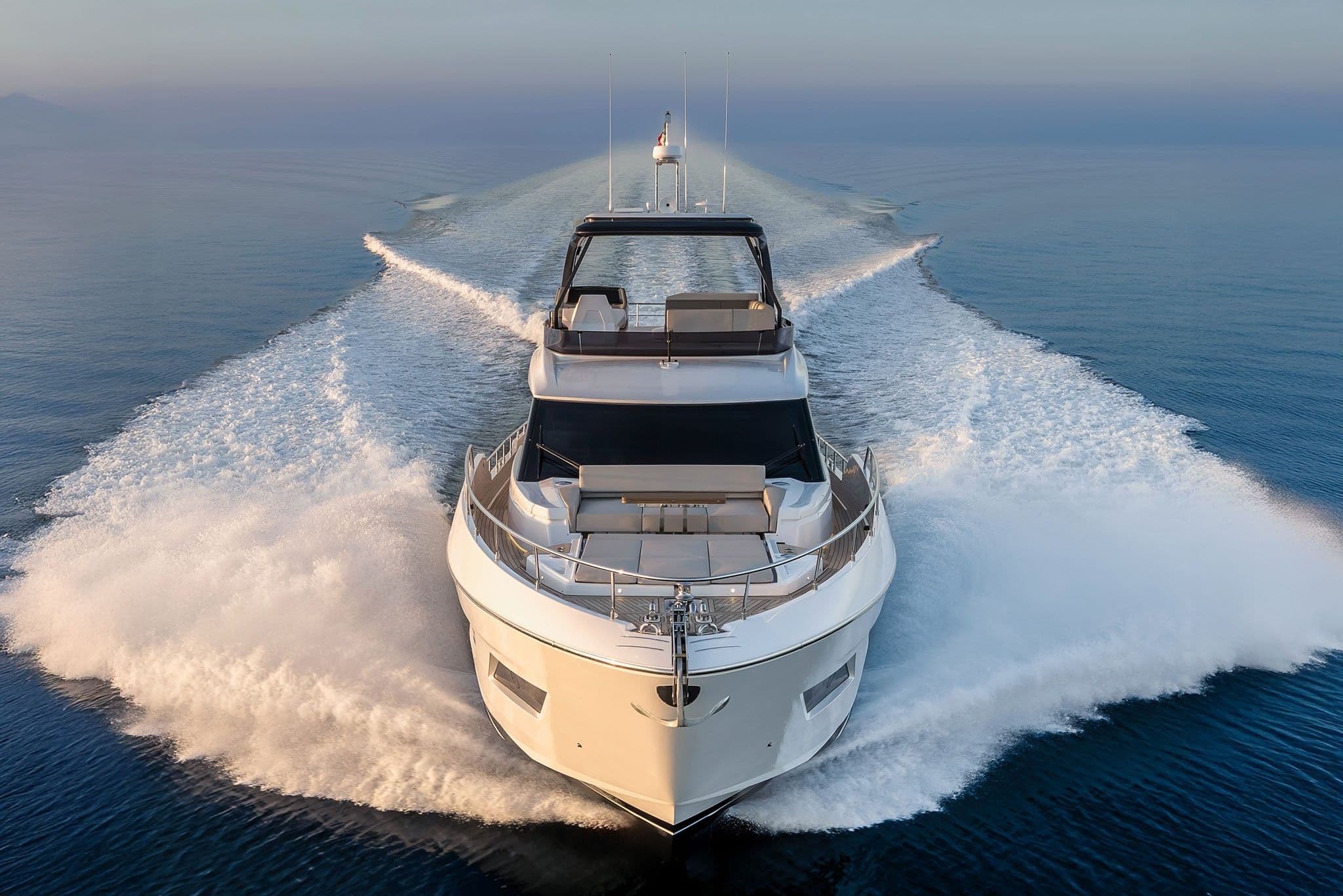 Ferretti Yachts 720 zum Verkauf