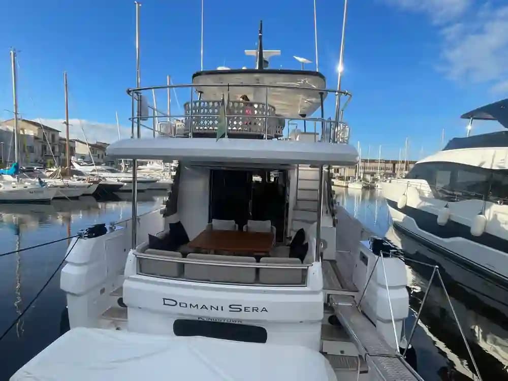 Azimut Magellano 66 zum Verkauf