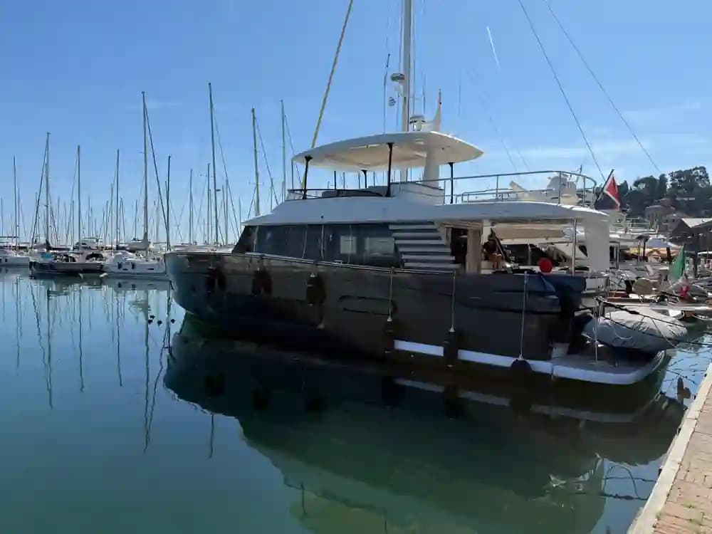 Azimut Magellano 66 for Sale