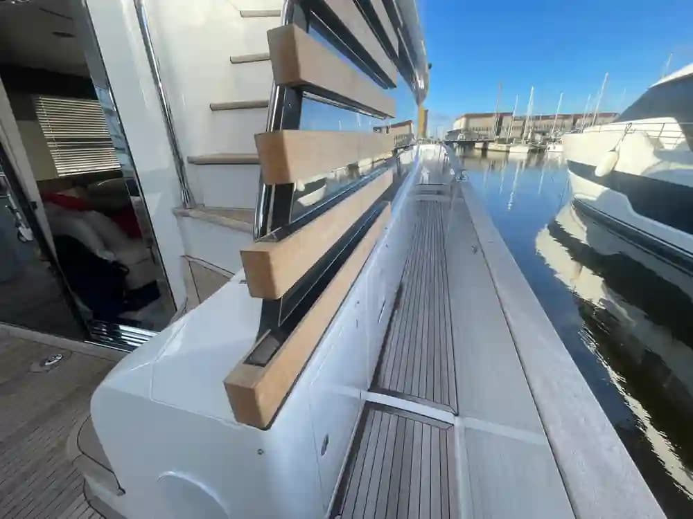 Azimut Magellano 66 zum Verkauf