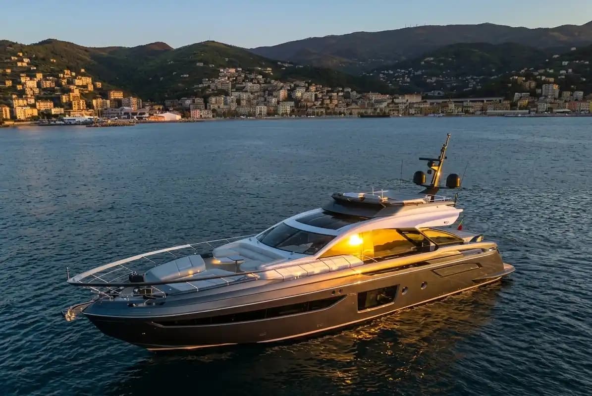 Azimut S8 for Sale