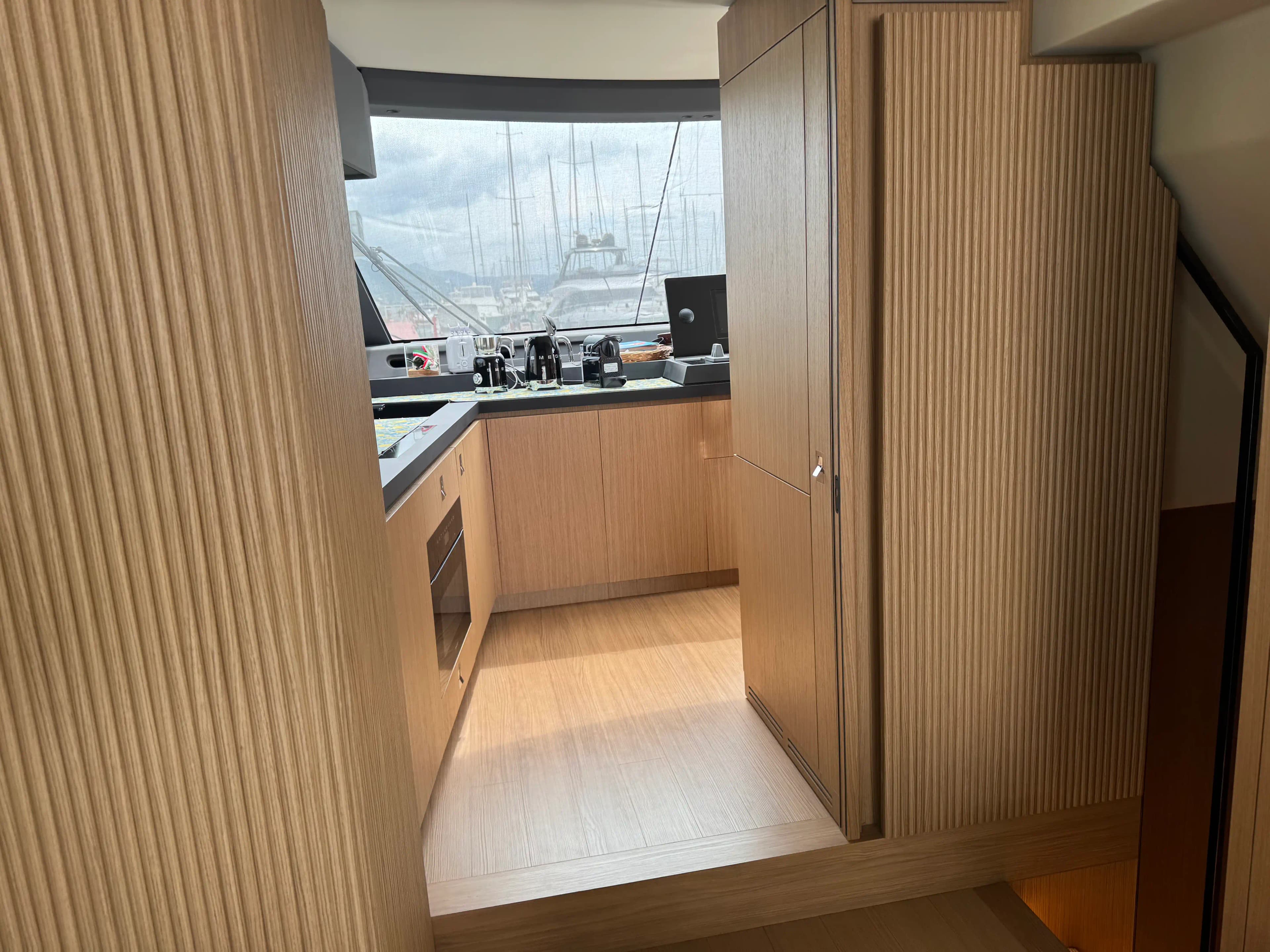 2025 Azimut Seadeck 7 zum Verkauf in Lavagna, IT Motor Yacht 4