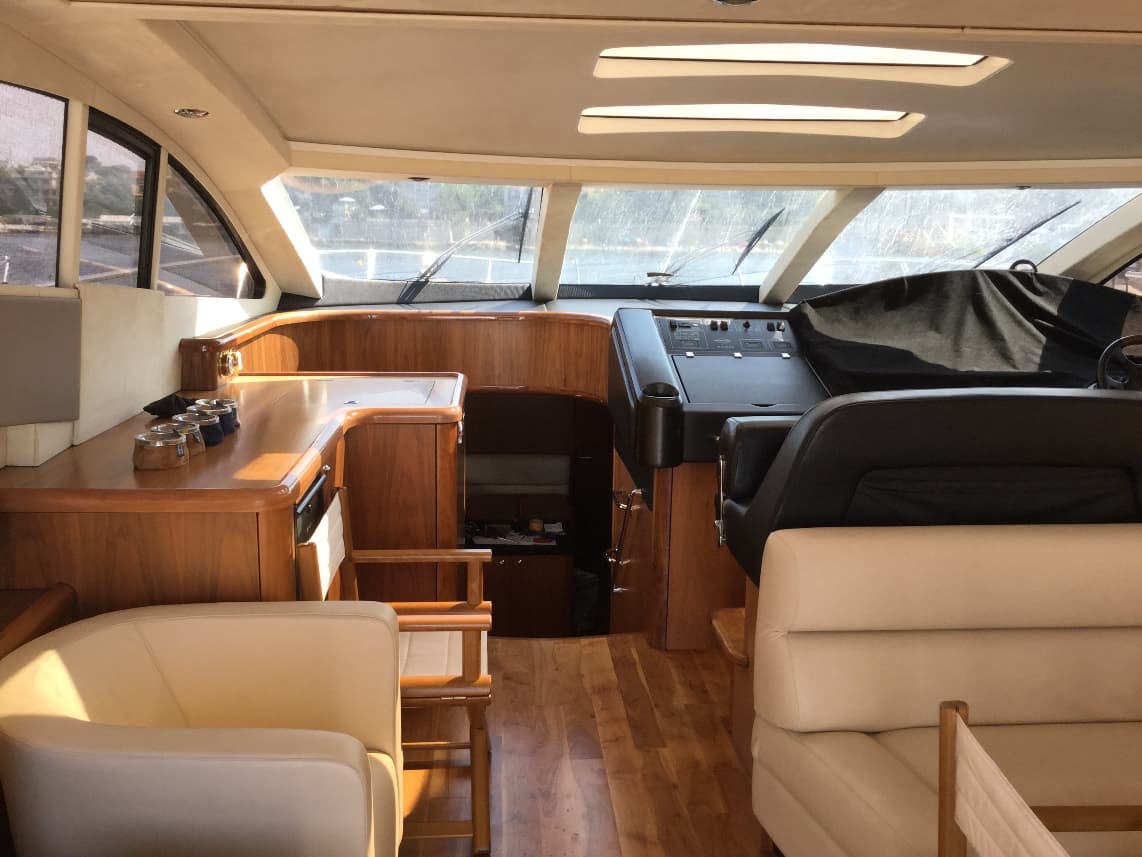 2006 Sunseeker Predator 72 for Sale in Piraeus, GR Sport Cruiser 3