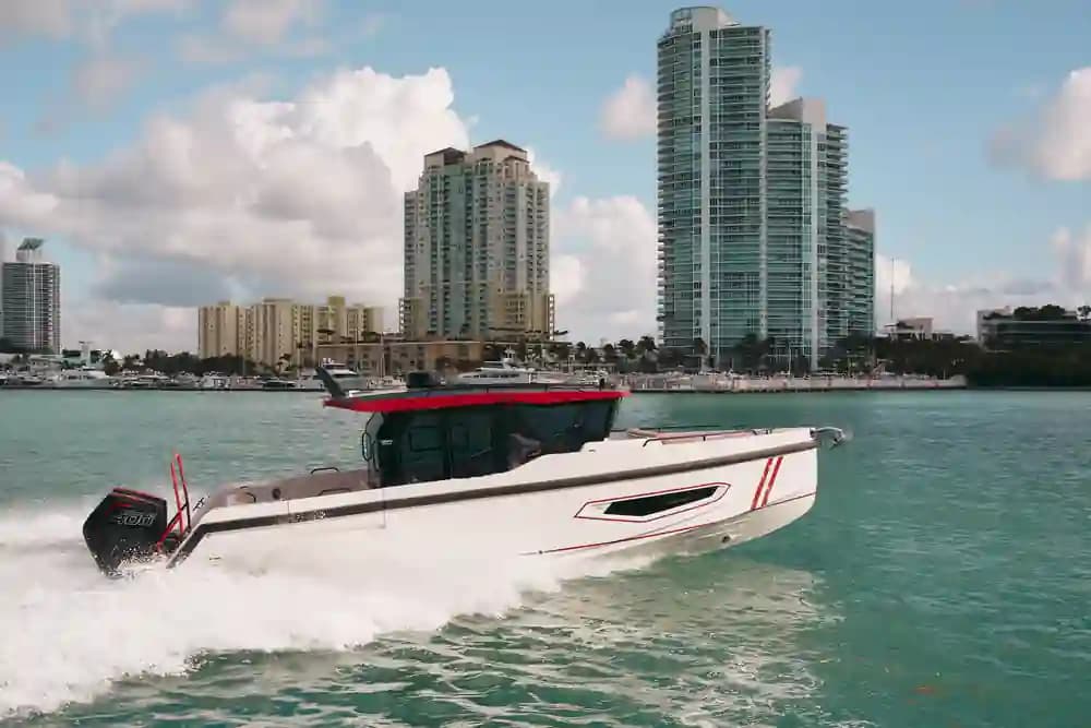 Fabbro Yachts F33R Coupe for Sale