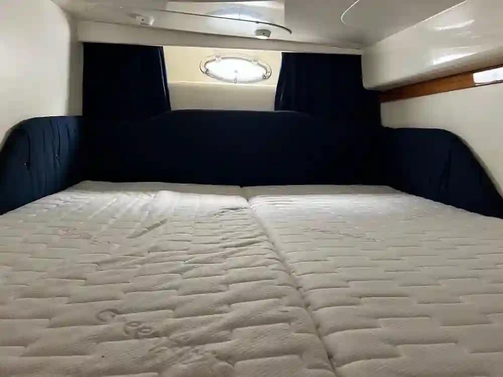 1999 Cranchi Endurance 39 for Sale in El Masnou, ES Motor Yacht 5