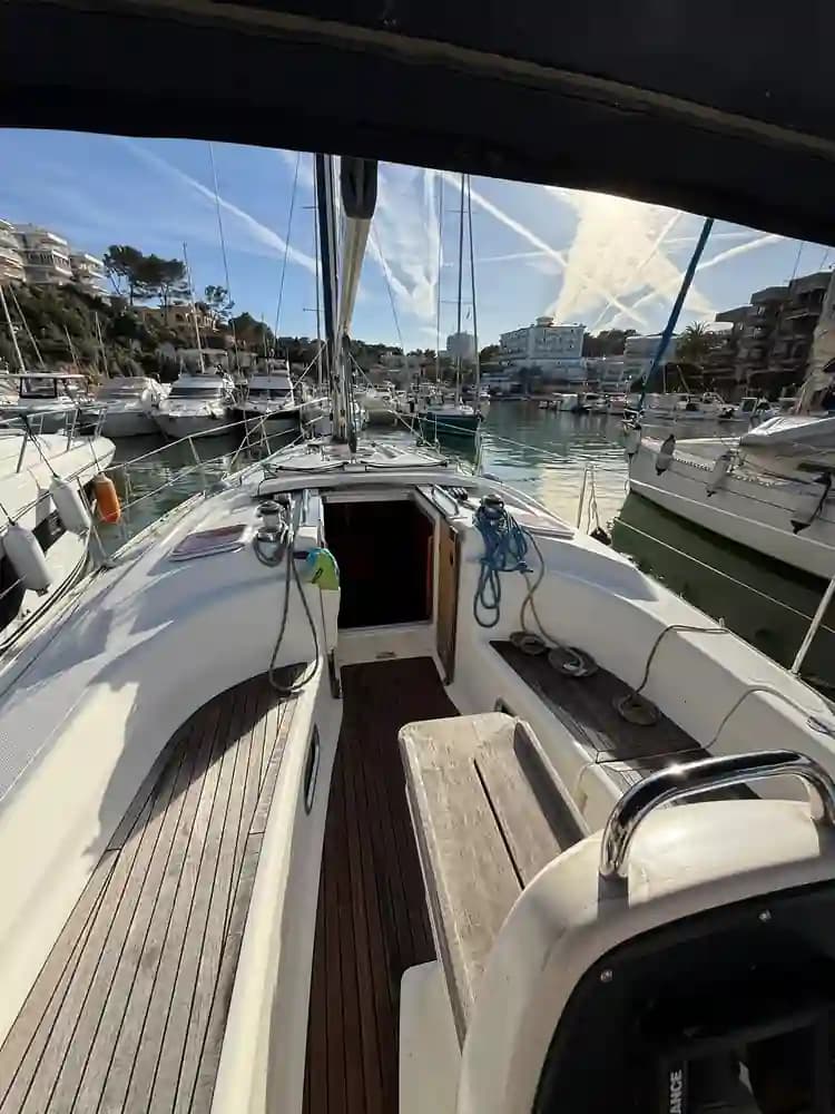 Bavaria Yachts 35 Cruiser for Sale