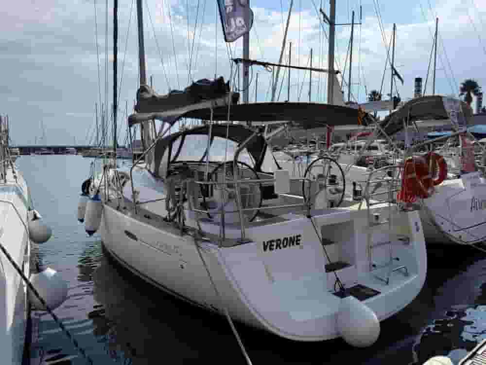 2008 Beneteau Oceanis 40