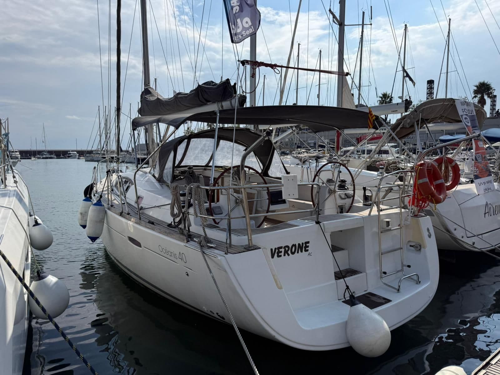 Beneteau Oceanis 40 zum Verkauf