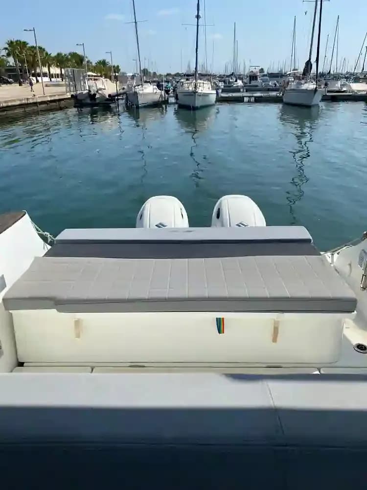 Beneteau Flyer 8.8 Spacedeck for Sale
