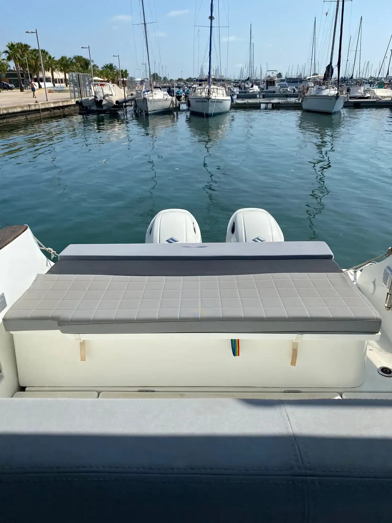 Beneteau Flyer 8.8 Spacedeck for Sale