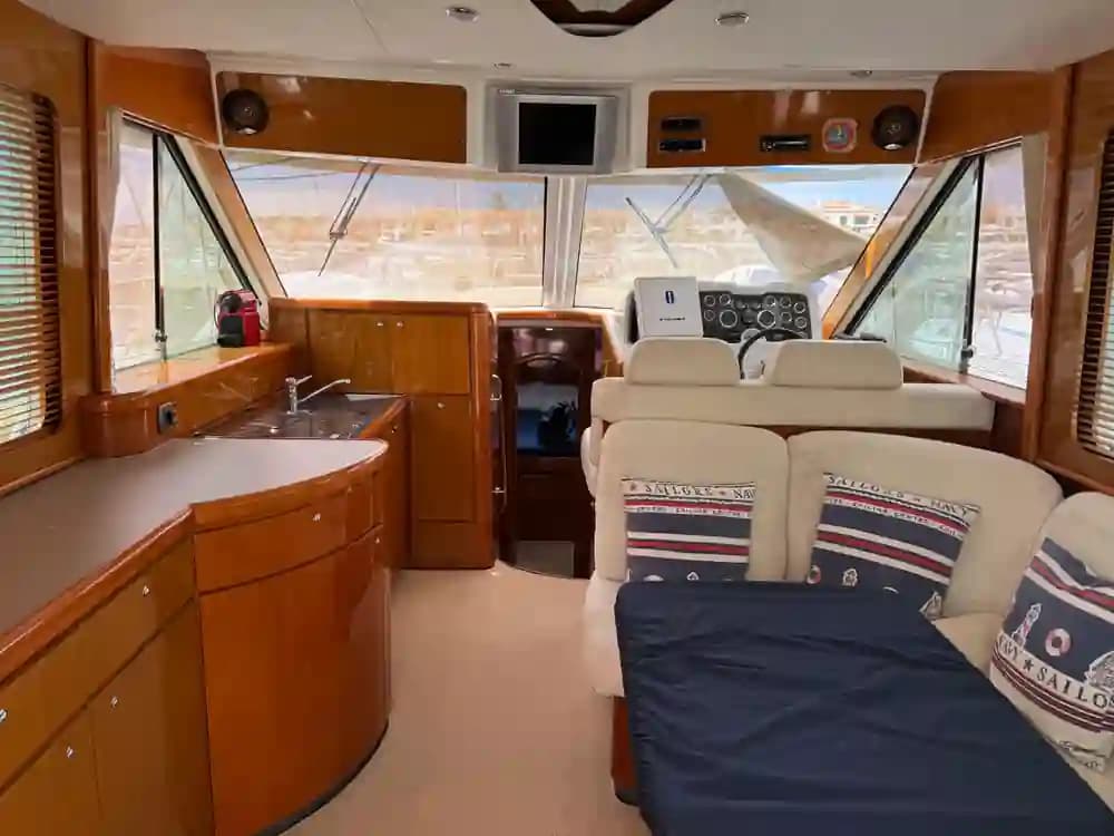 2003 Beneteau Antares 13.80 for Sale in El Masnou, ES Flybridge 2
