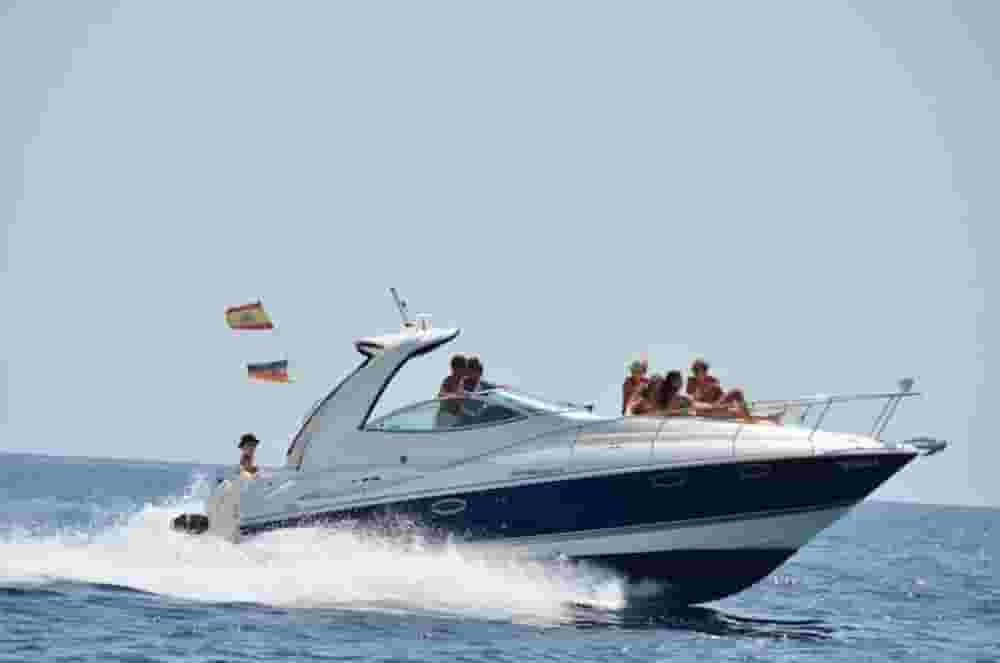 2006 Cruisers Yachts 300 Express