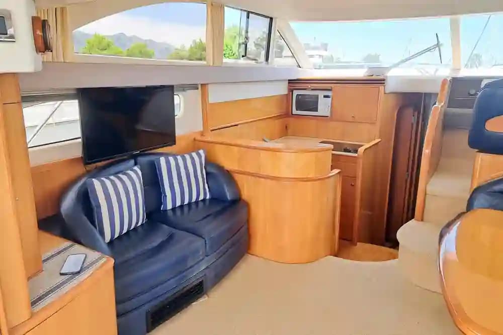 2002 Princess Yachts F45 for Sale in Tarragona, ES Flybridge 4