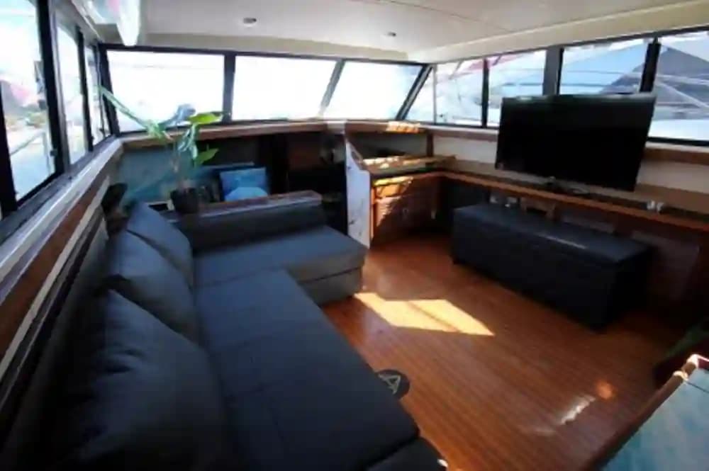 1983 Silverton 40 Aft Cabin for Sale in El Masnou, ES Flybridge 2