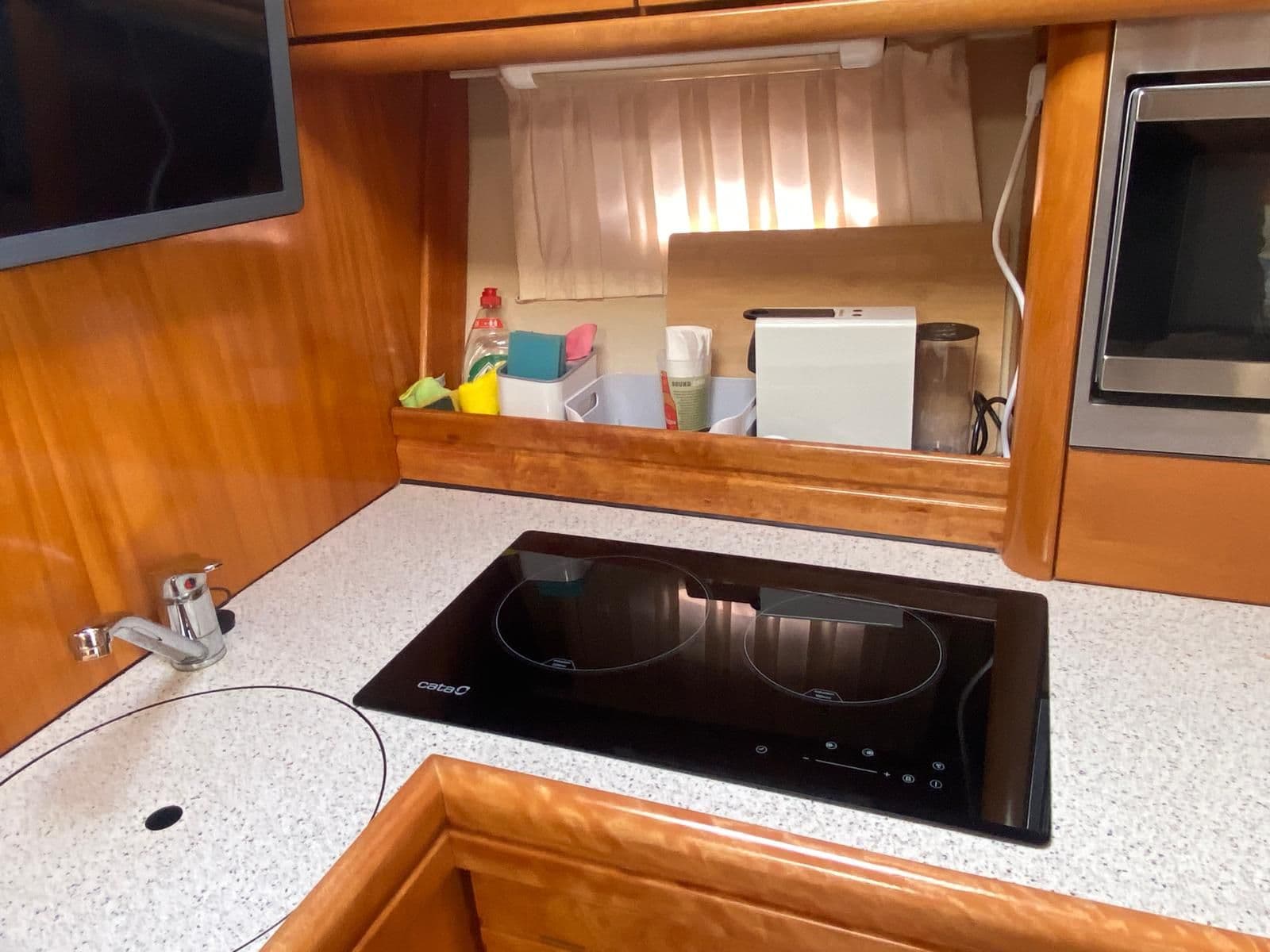2008 Bavaria Yachts 33 Sport for Sale in Barcelona, ES Sport Cruiser 5
