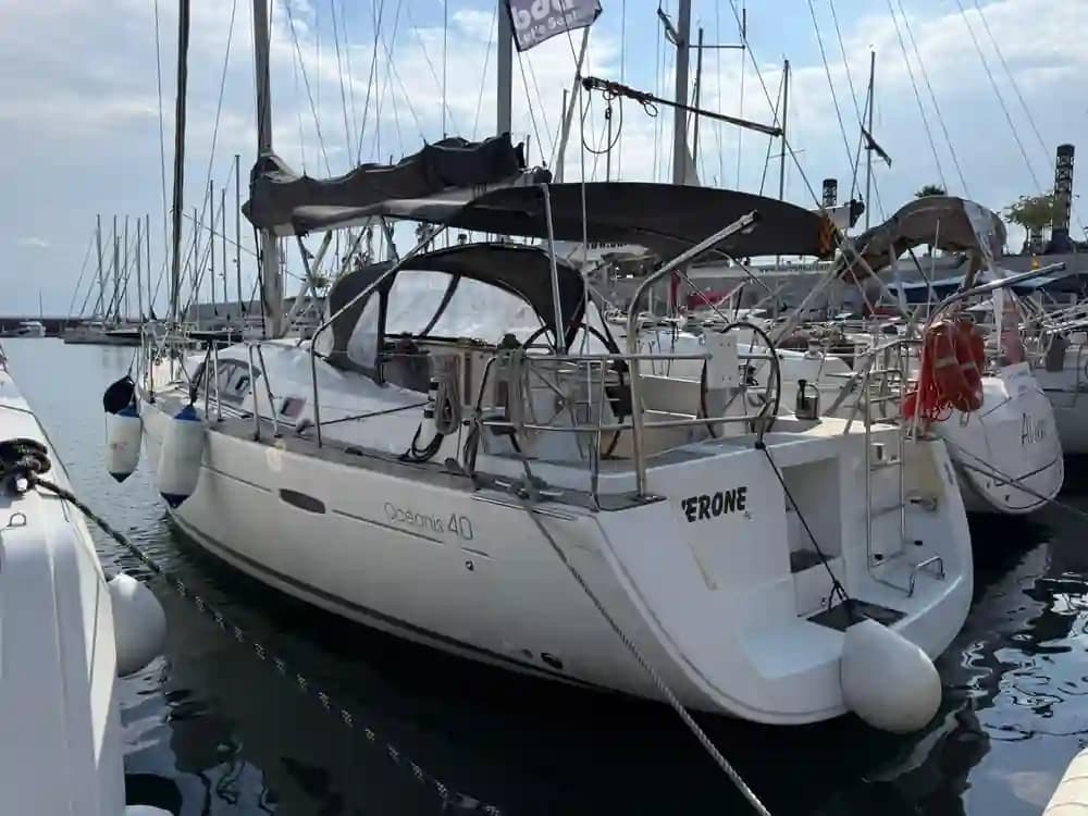 Beneteau Oceanis 40 zum Verkauf