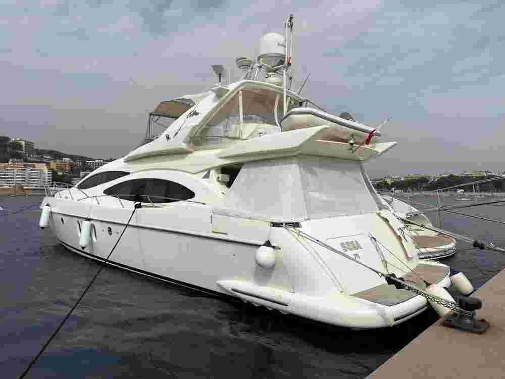 2002 Azimut Fly 68