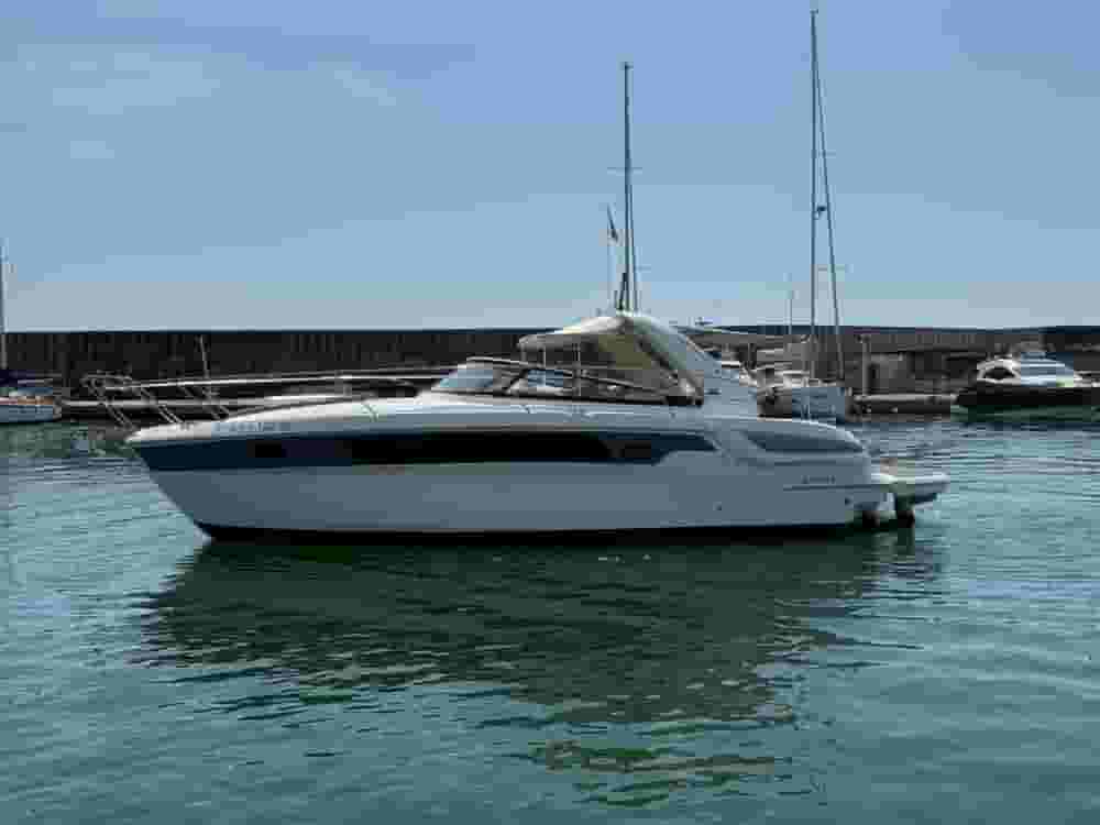2013 Bavaria Yachts 35 Sport