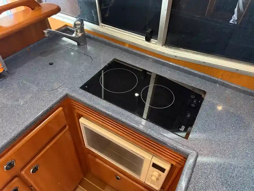 2002 Belliure 40 for Sale in Barcelona, ES Flybridge 5