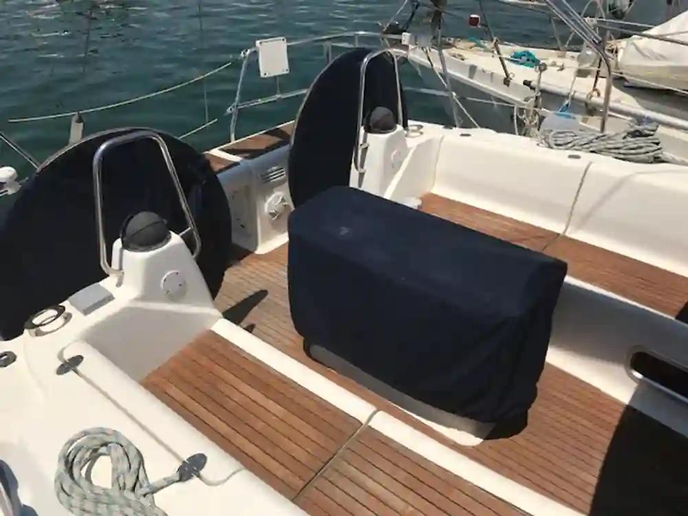Bavaria Yachts 42 Cruiser For Sale