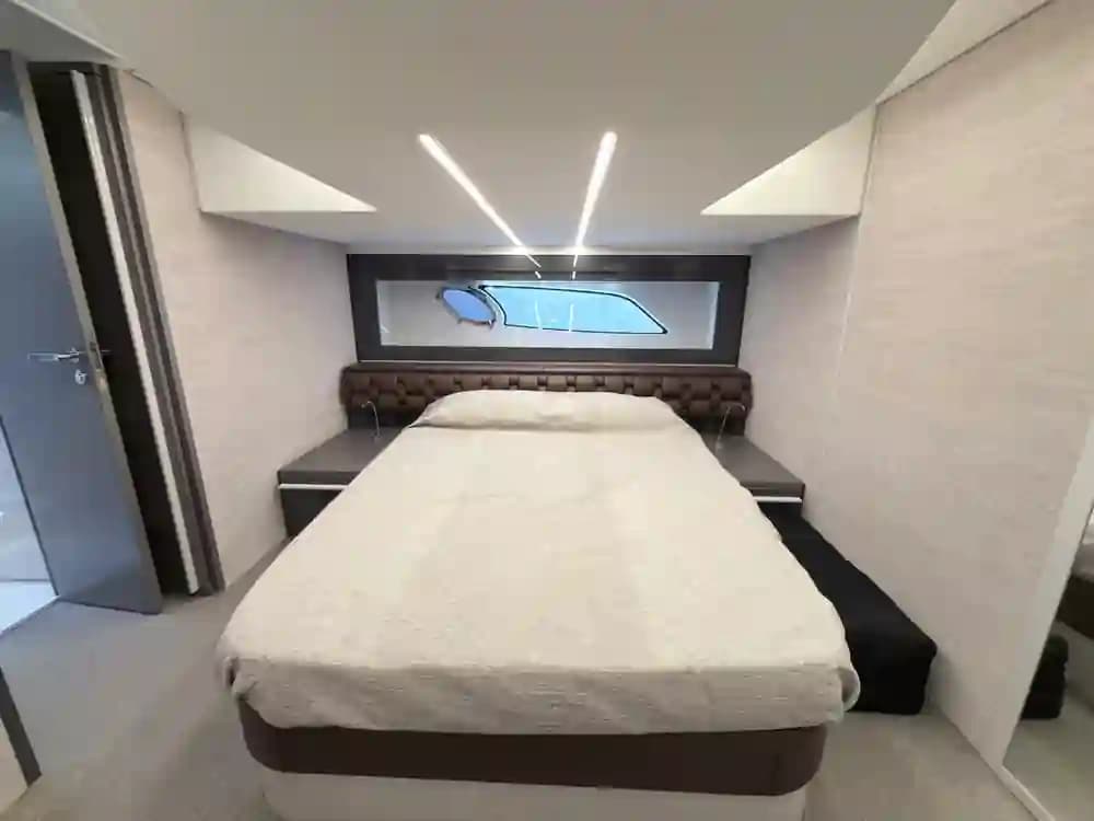 2023 Pershing 5X for Sale in Barcelona, ES High Performance 4