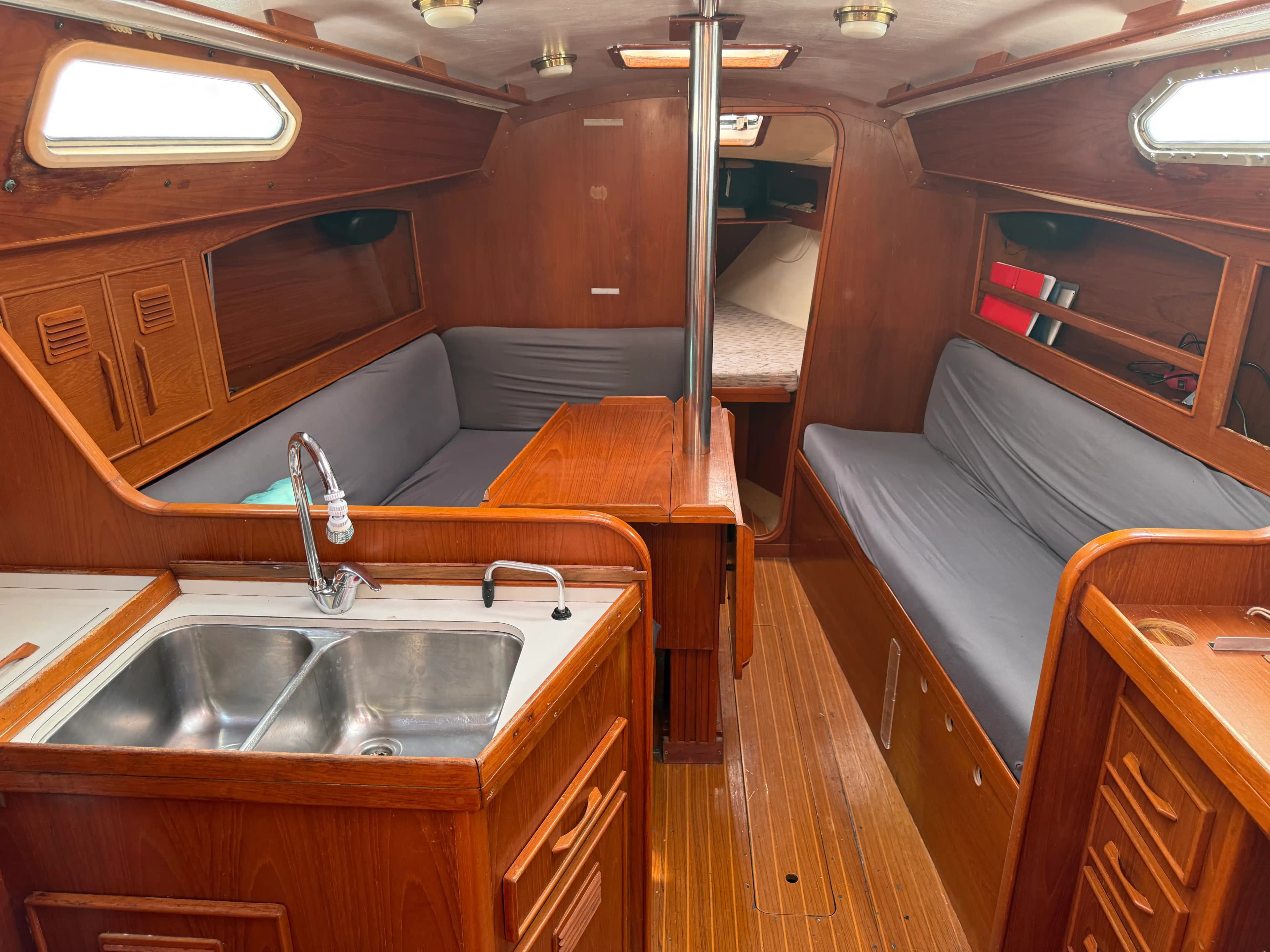 1989 Furia 332 for Sale in El Masnou, ES Sloop 2