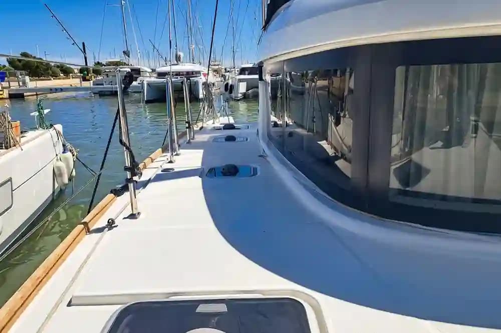 Lagoon 40 for Sale