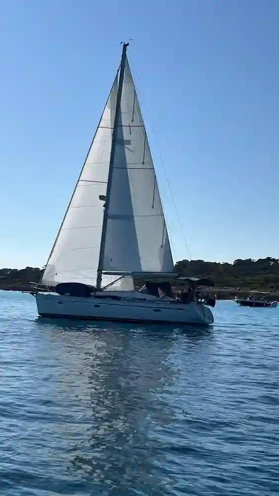 Bavaria Yachts 39 Cruiser For Sale