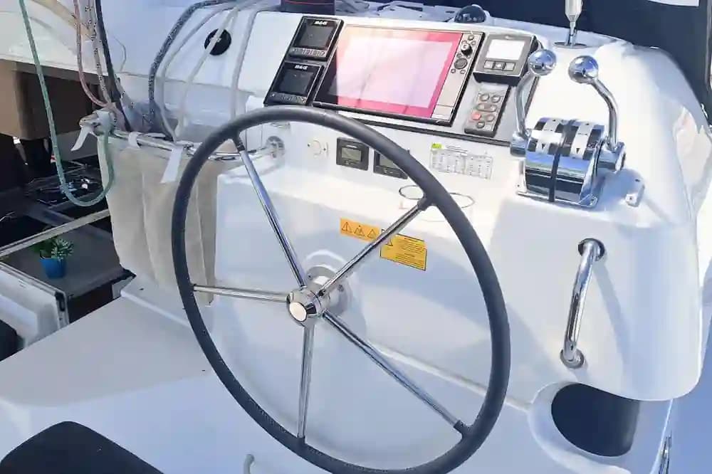 Lagoon 40 for Sale