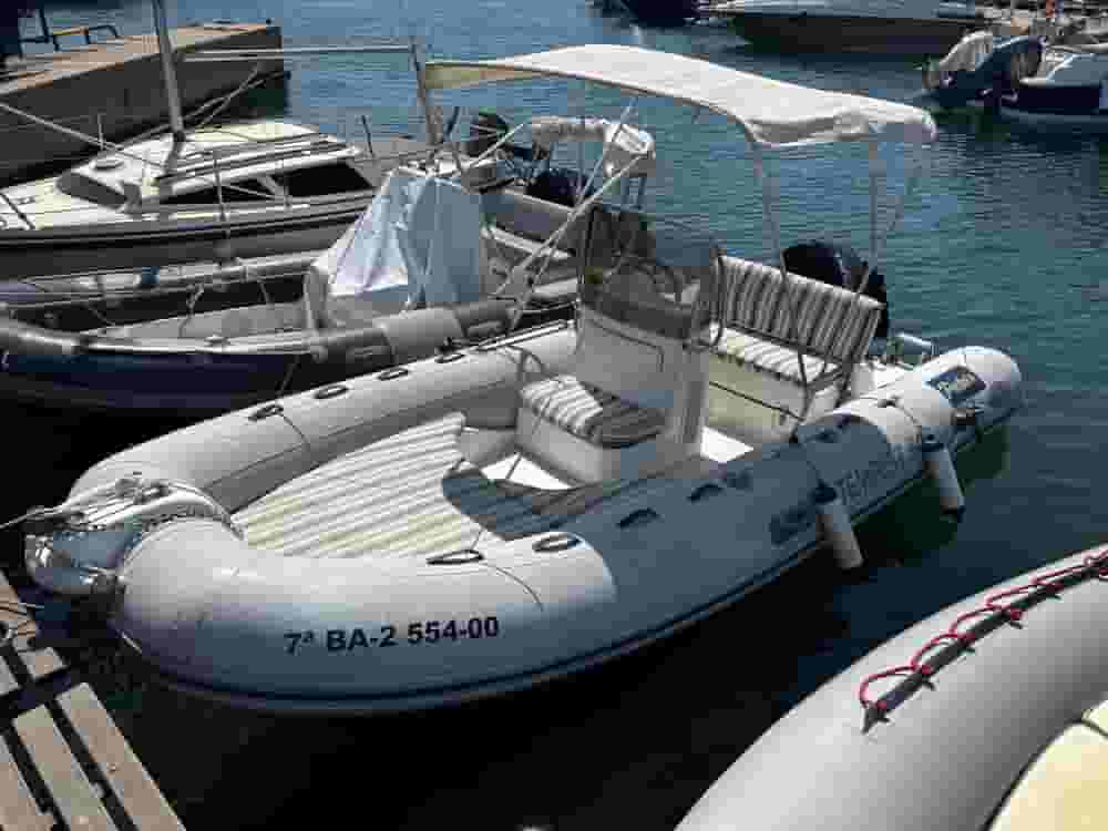 2000 Cantieri Capelli Tempest 500 Work