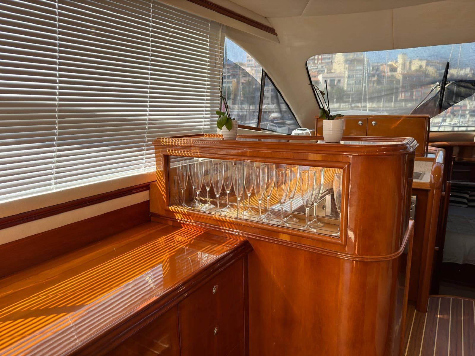 2003 Doqueve 460 Majestic for Sale in El Masnou, ES Motor Yacht 3