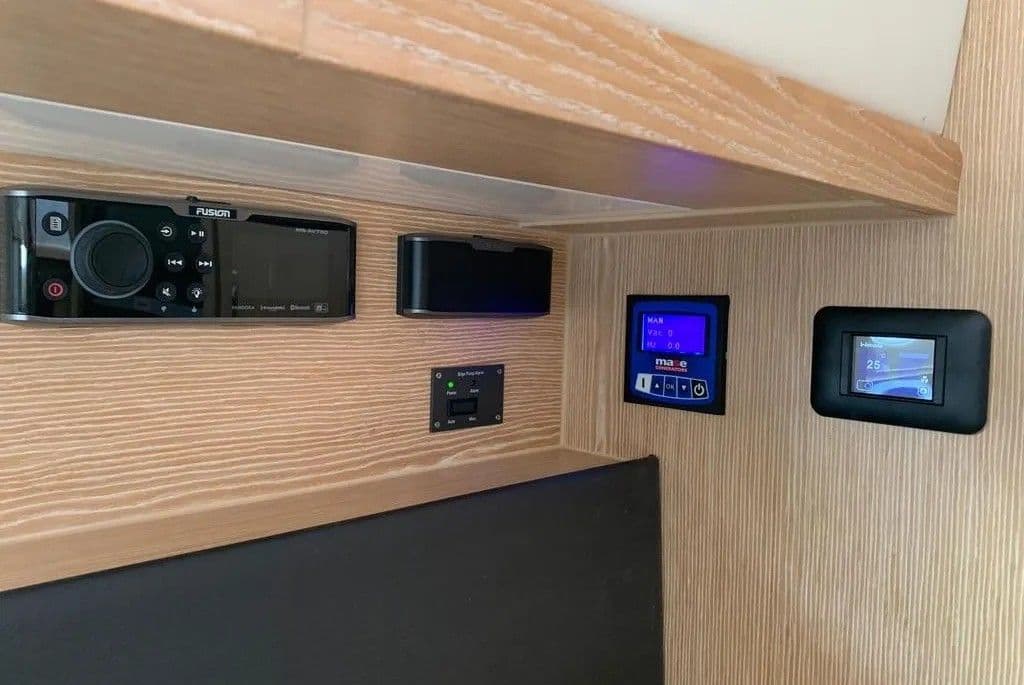 FJORD 44 Open in vendita