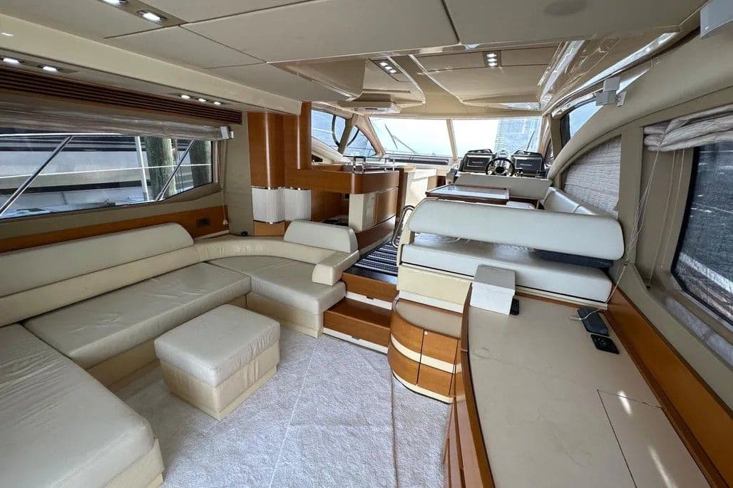 2013 Azimut Fly 53 for Sale in Miami, Florida Flybridge 1