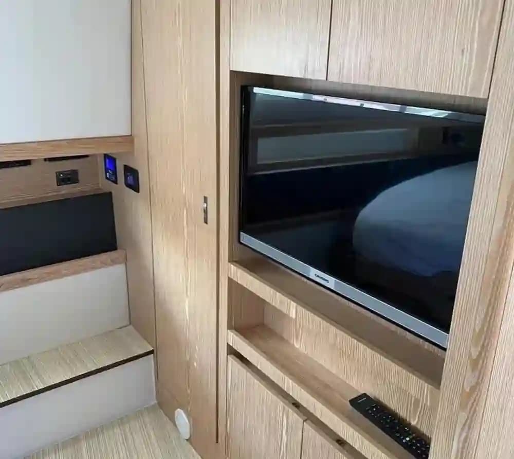 FJORD 44 Open in vendita