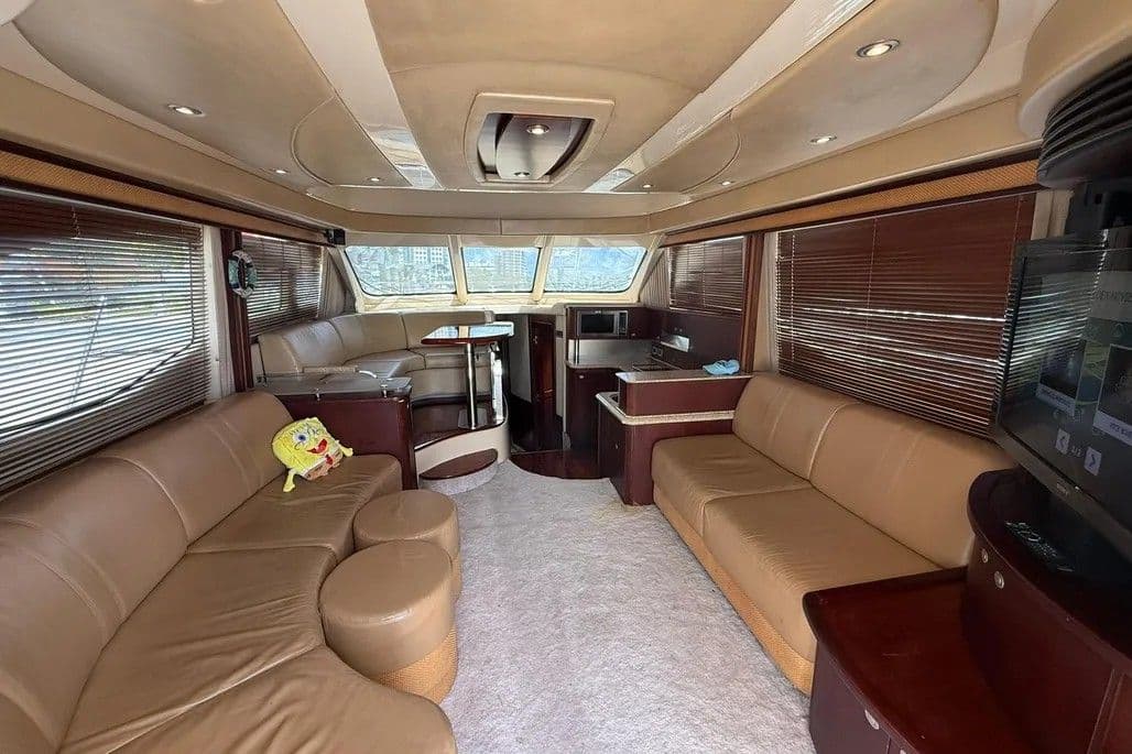 2005 Sea Ray 500 Sedan Bridge à vendre à Miami, Florida Flybridge 1