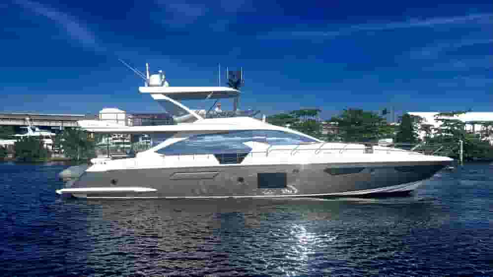2019 Azimut Fly 72
