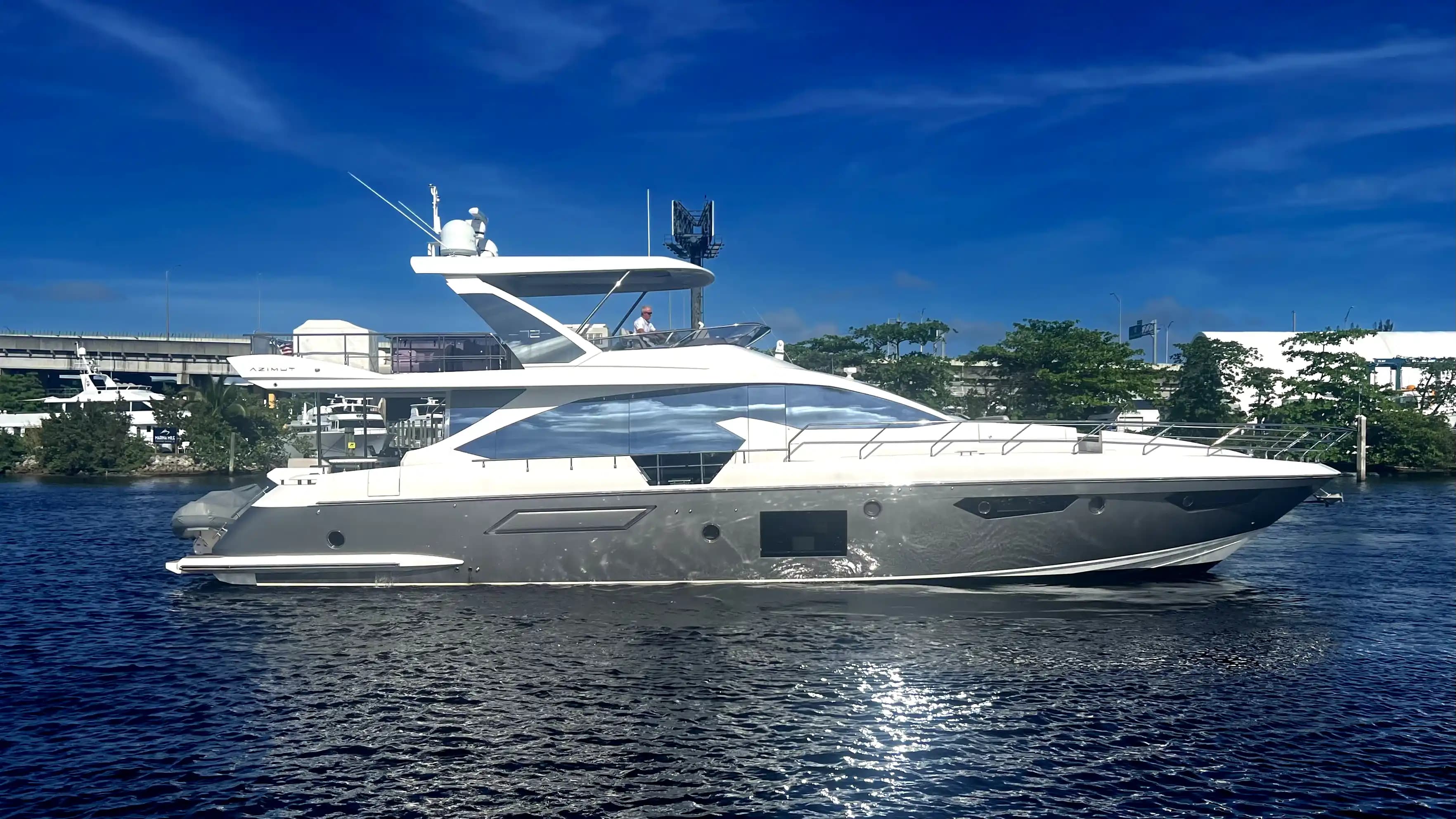 Azimut Fly 72 for Sale