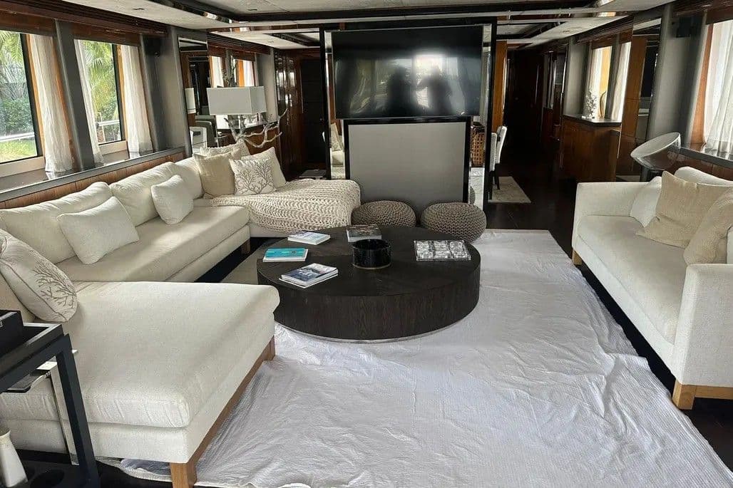 2011 Sunseeker 112 exposé à Golden Beach, Florida Motor Yacht 1