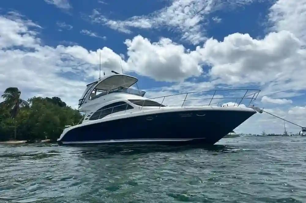 Sea Ray 500 Sedan Bridge for Sale