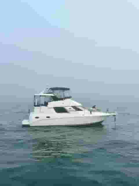 2000 Silverton 352 Motor Yacht