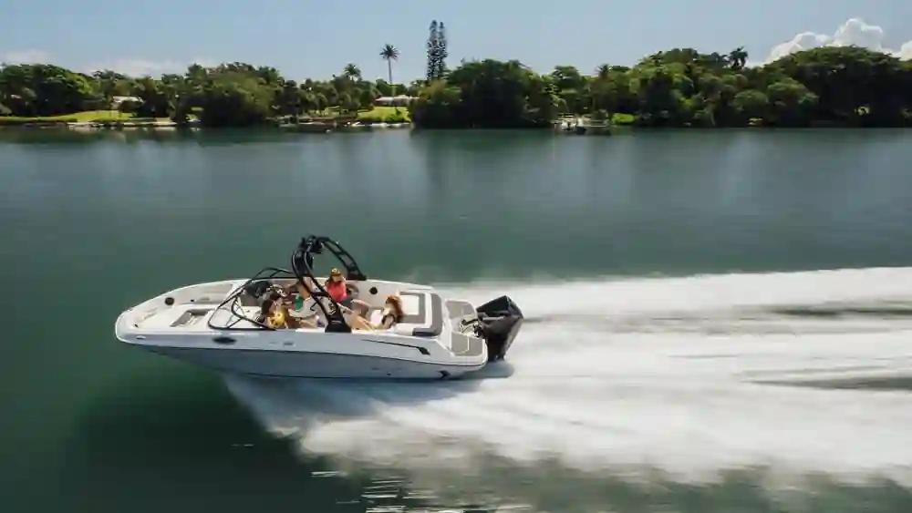 Bayliner VR6 Outboard For Sale