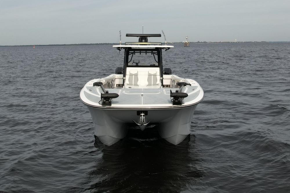 2022-invincible-46-catamaran-power-9605239-20241106234602423-1_XLARGE.jpg