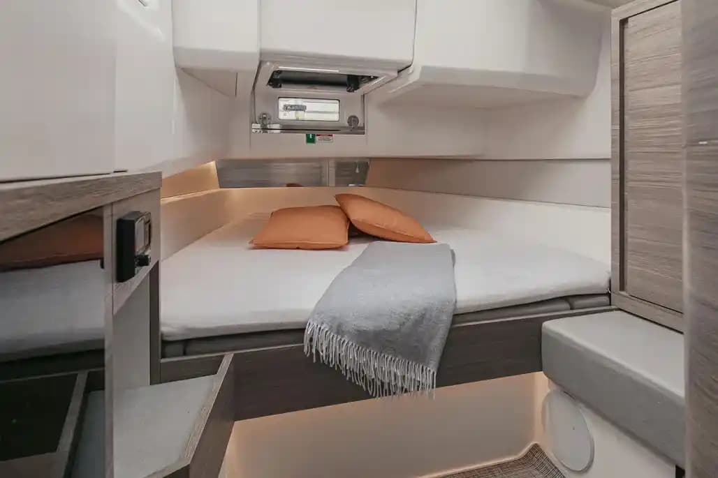 2025 Saxdor 400 GTO for Sale in Miami Beach, Florida Express Cruiser 4